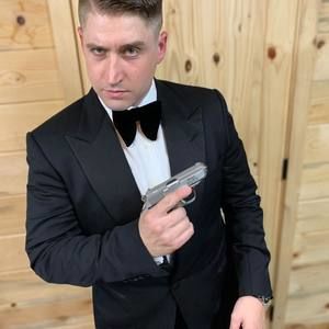 Meet your Posher, Brian